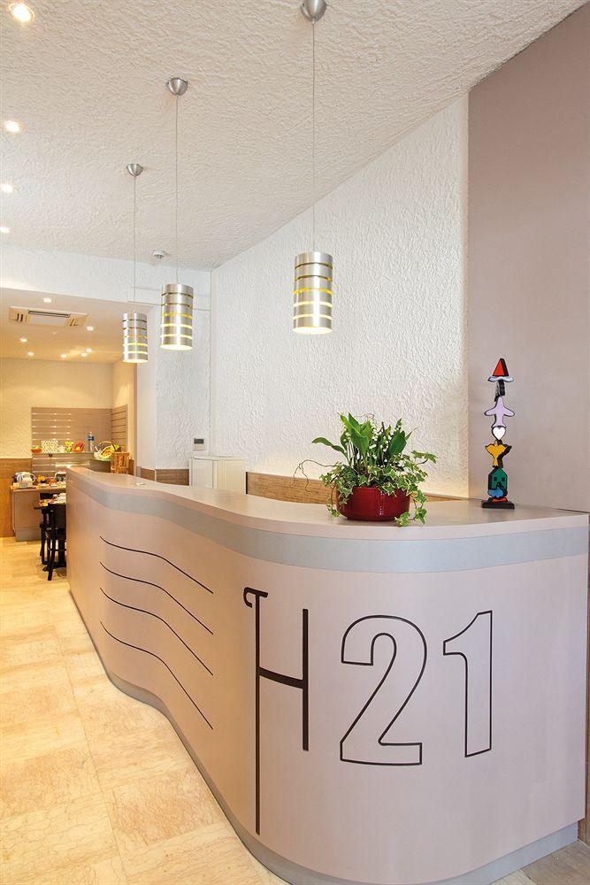 Le 21