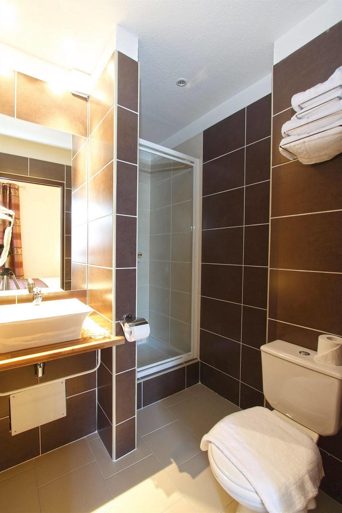 Le 21 2* Saint-Raphael (Var)