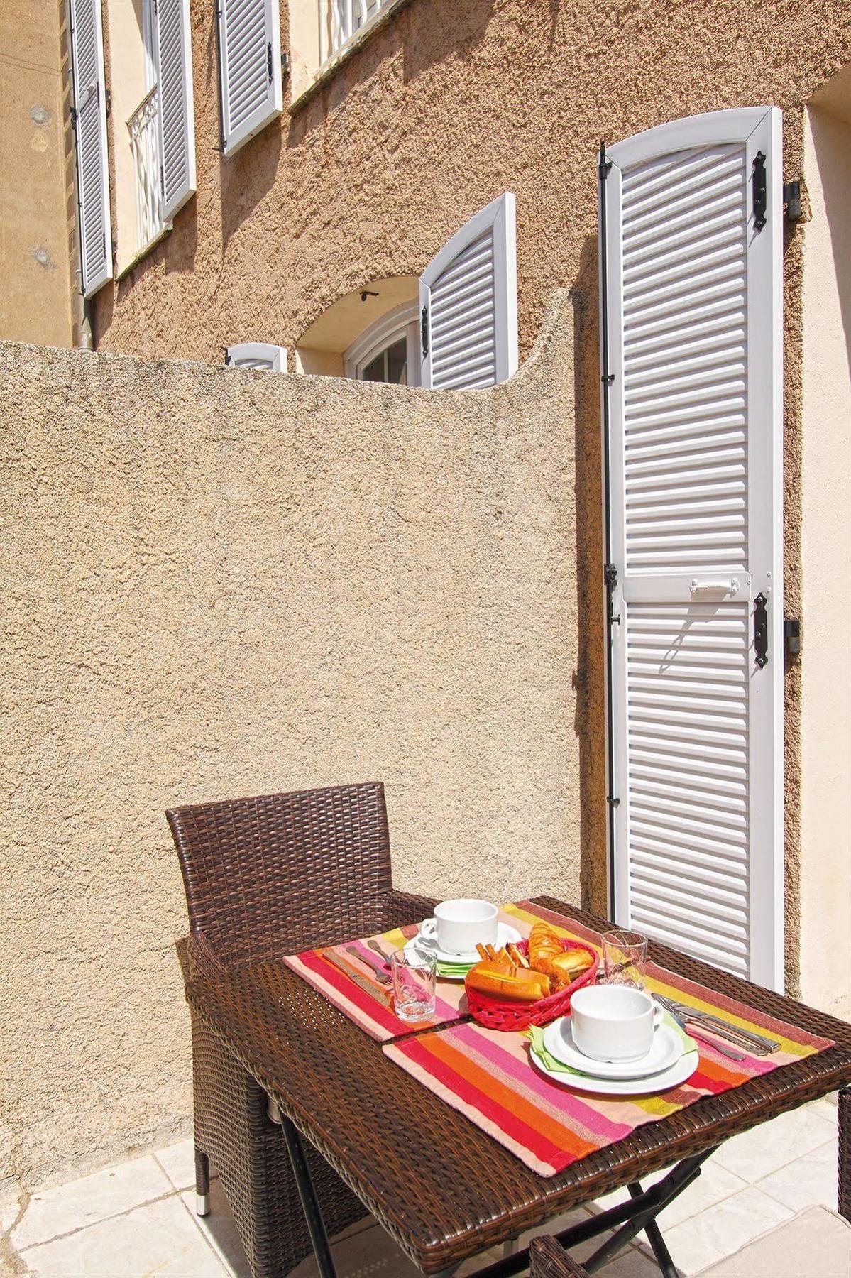 Le 21 2* Saint-Raphael (Var)